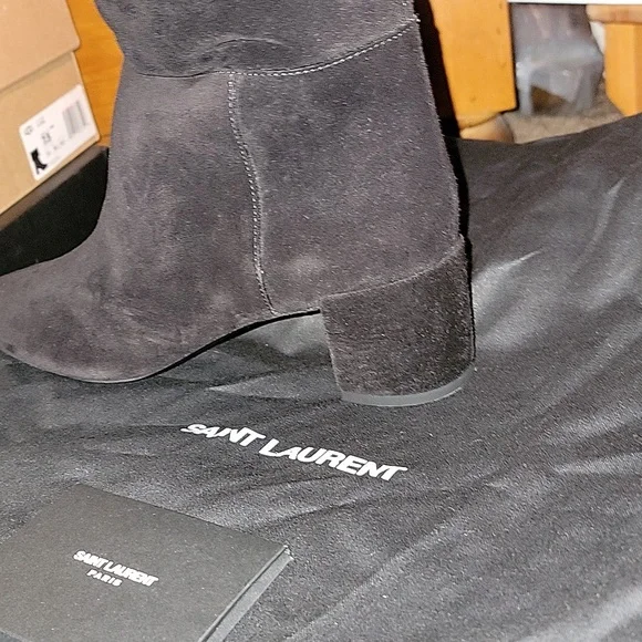 🔥YVES SAINT LAURENT PARIS 38/ 7.5 USA NEW🔥 - Picture 6 of 16